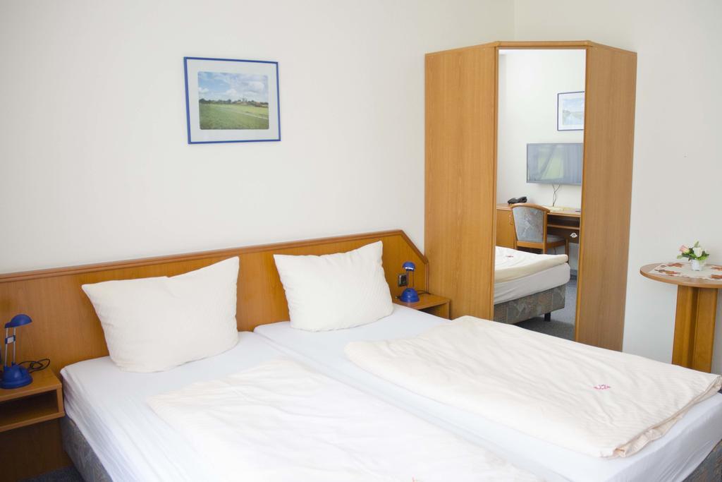 Zum Wikinger Hotel Nessmersiel Luaran gambar