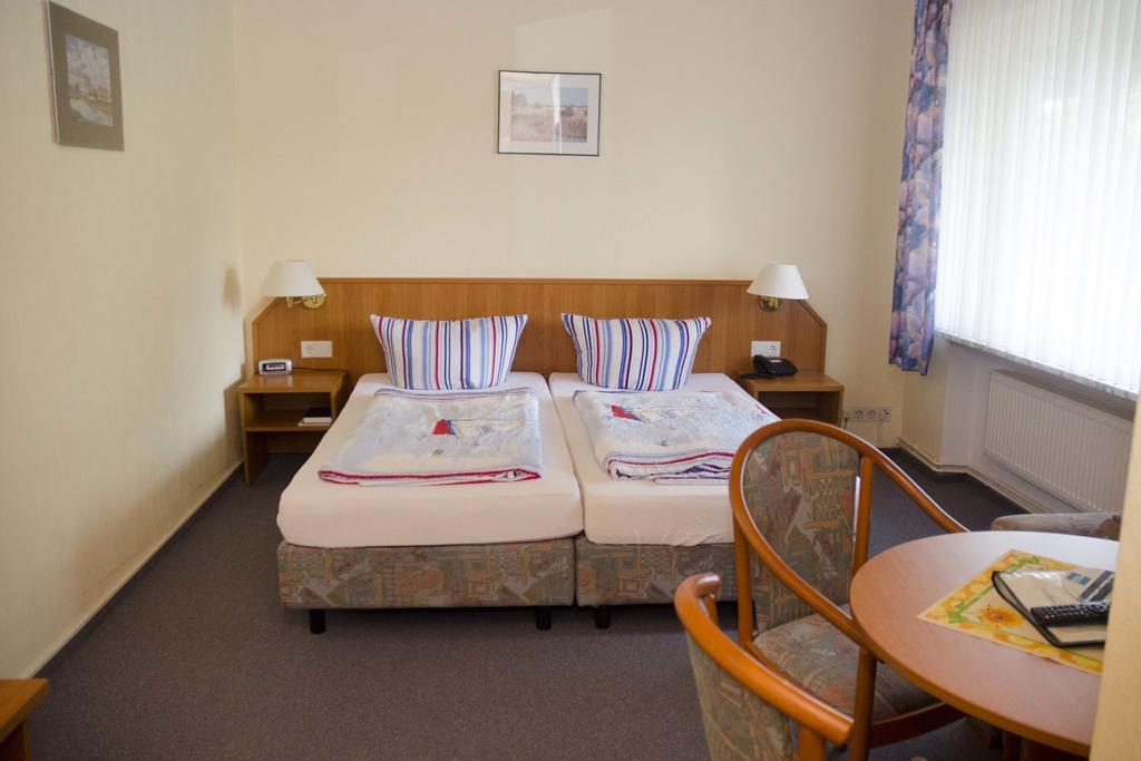 Zum Wikinger Hotel Nessmersiel Bilik gambar