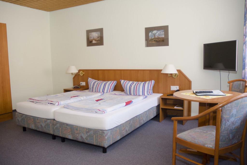 Zum Wikinger Hotel Nessmersiel Bilik gambar