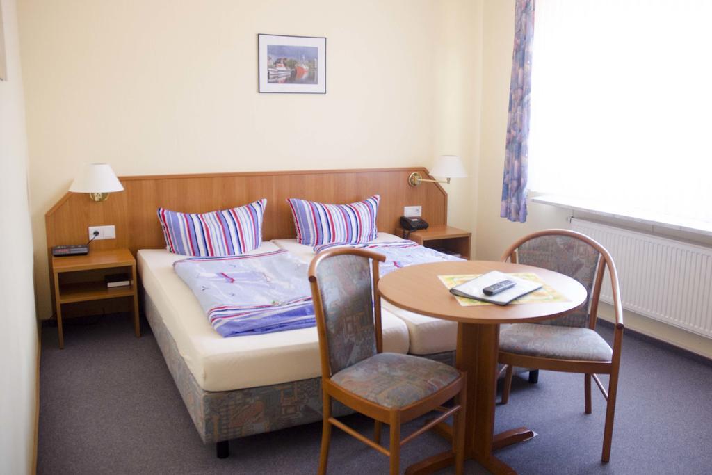Zum Wikinger Hotel Nessmersiel Bilik gambar